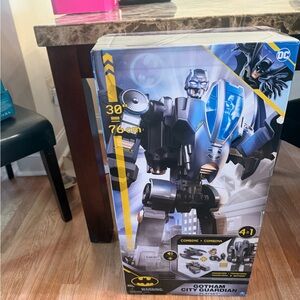 DC Comics Gotham City Guardian Playset 4-in-1 Transformation Exclusive Batman